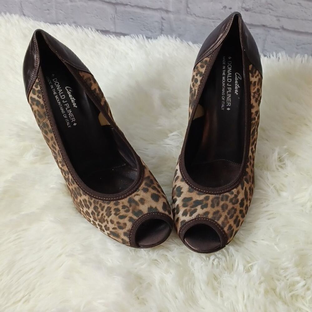 Donald J. Pliner Couture Zorba Heels Stiletto Peep Toe Leopard  Chocolate Brown